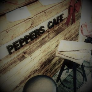 築地ペッパーズカフェ
